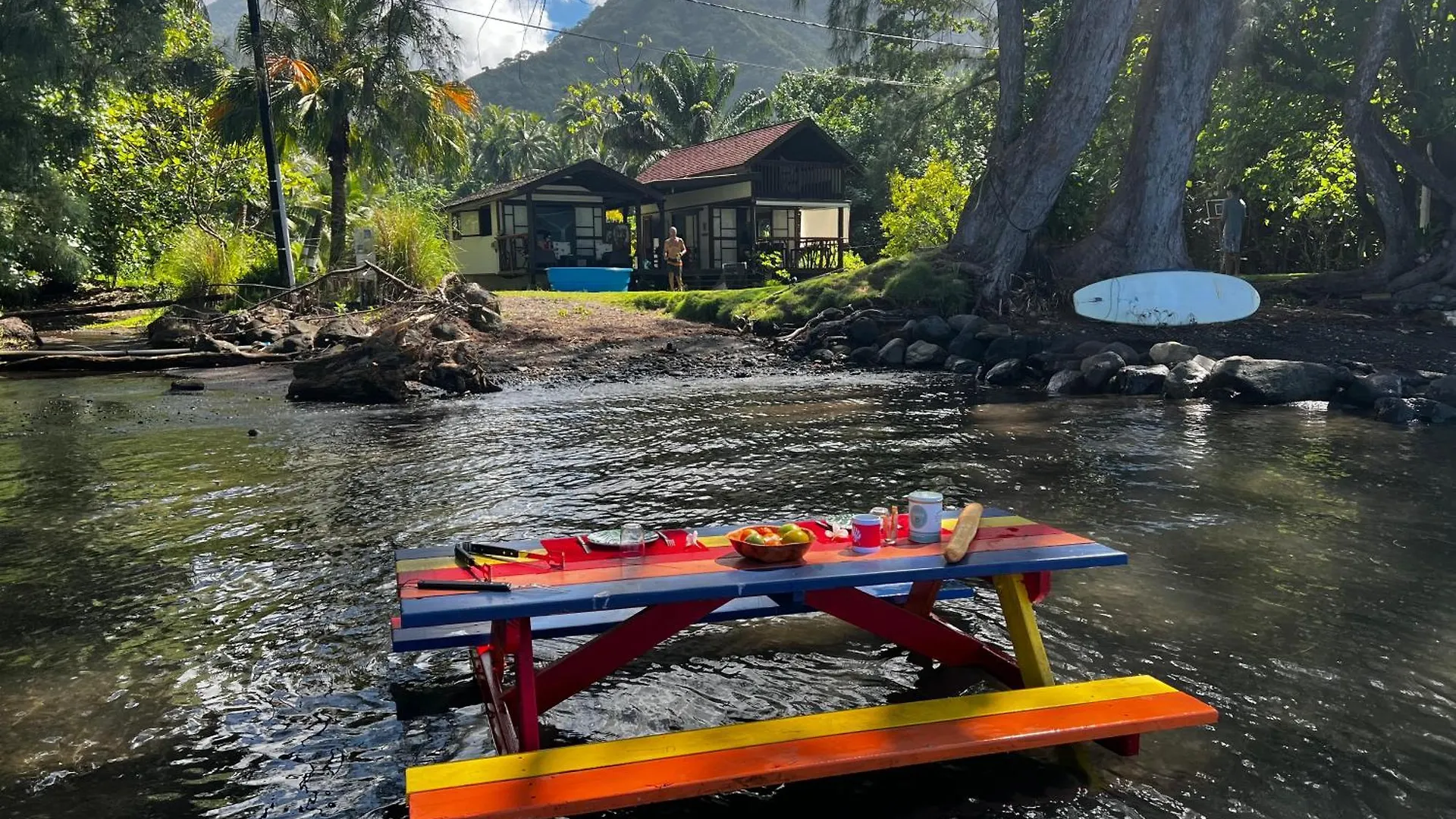 Ferienhaus Tahiti-Bungalow At Teahupoo: Beachfront With Pountoon And Mini Pool Französisch-Polynesien