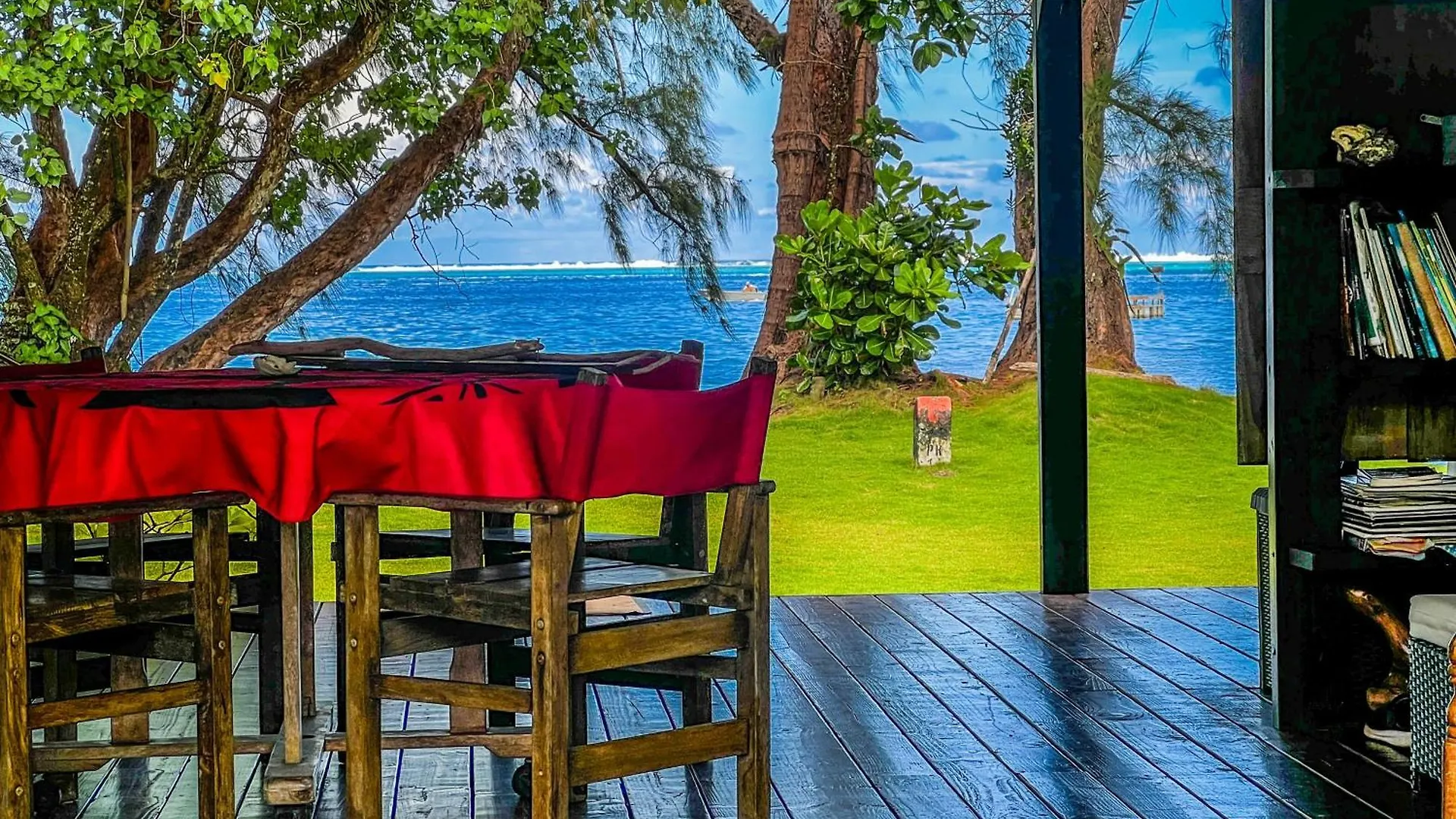 Tahiti-Bungalow At Teahupoo: Beachfront With Pountoon And Mini Pool Französisch-Polynesien