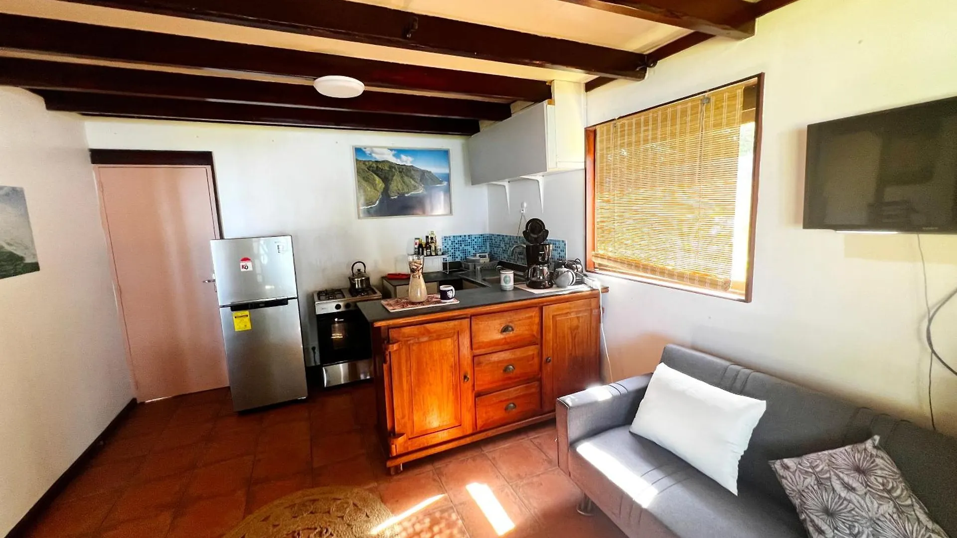 Tahiti-Bungalow At Teahupoo: Beachfront With Pountoon And Mini Pool Französisch-Polynesien