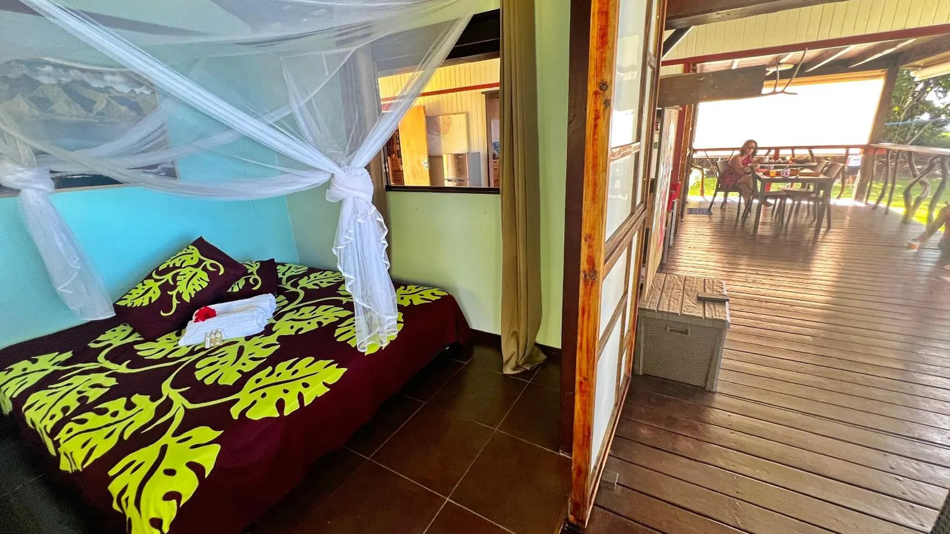 Tahiti-Bungalow At Teahupoo: Beachfront With Pountoon And Mini Pool 0*, Teahupoo Französisch-Polynesien